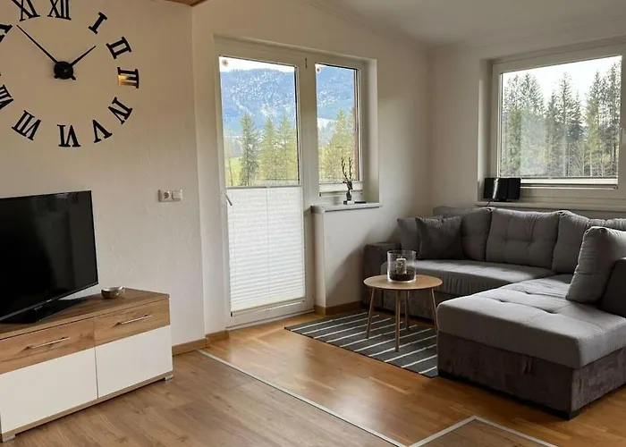 Lucy's Panorama Tatil Evi *